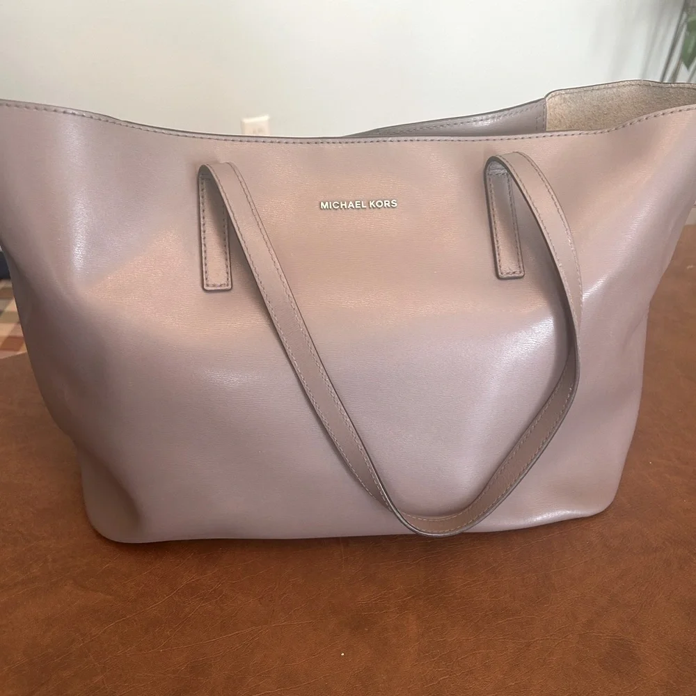 Michael Kors Woman Tote Shoulder Bag - Picture 3 of 7